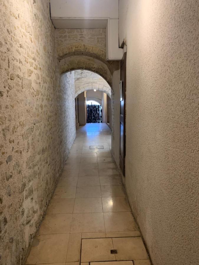 Charmant Appartement Renove 贝叶 外观 照片